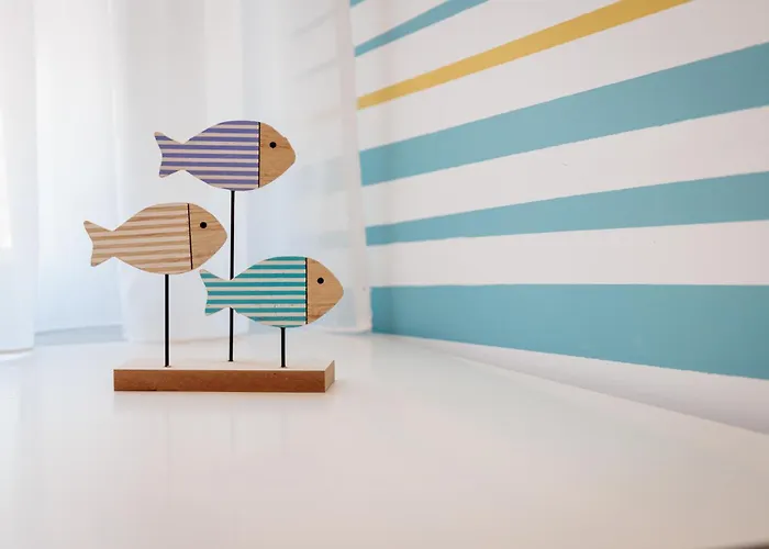 For - 2br With Free Garage Parking Apartment Split